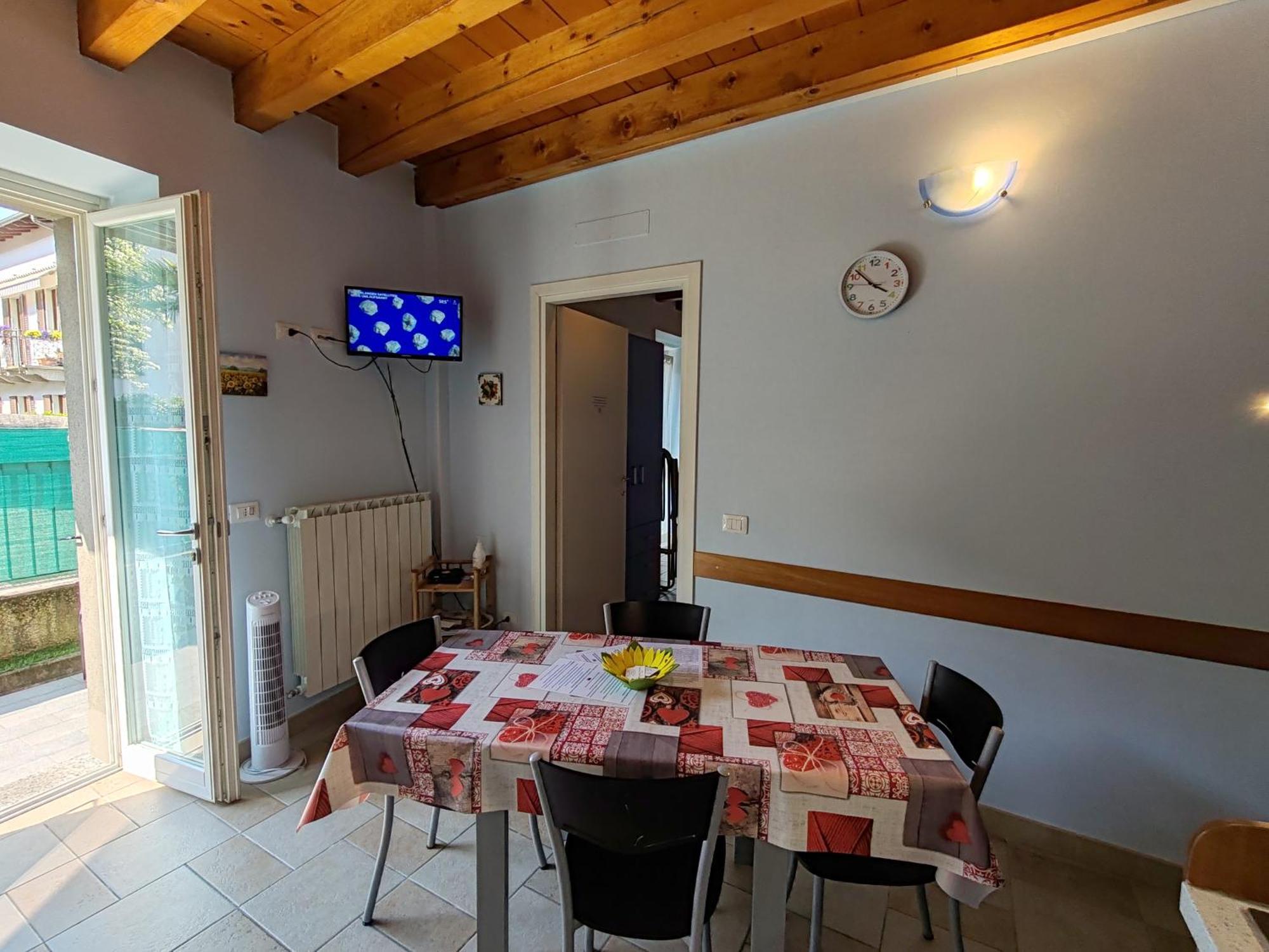 Residenza Silvana Apt A Cielo On The Ground Floor With Parking Verbania Exterior foto